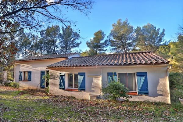 Maison de campagne plain pied 3 chambres Piscine sur 5000m2 de terrain