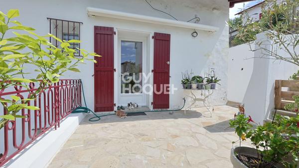 Maison au centre d'Ustaritz avec jardin