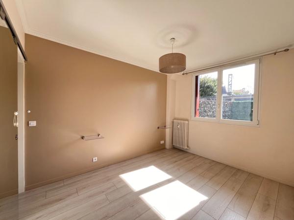 Appartement à vendre 2 pièces COLOMBES (92)