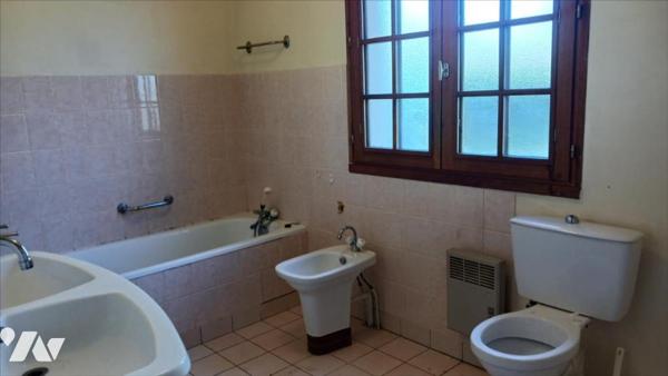 Grand pavillon à proximité du bourg de Barfleur