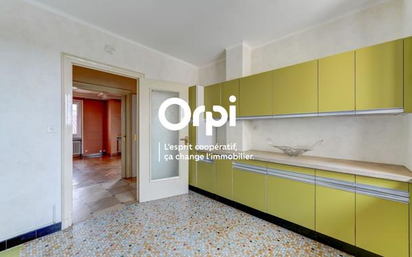 Appartement à vendre    5 pièces • 98 m2 Villeurbanne
