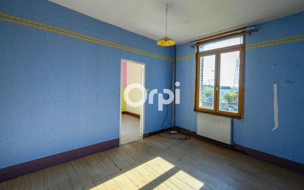 Maison à vendre    9 pièces • 213 m2 Anzin