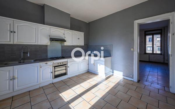 Maison à vendre    9 pièces • 213 m2 Anzin