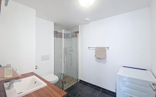 Appartement à vendre    1 pièce • 29,46 m2 Annemasse