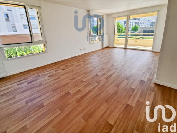 Appartement 3 pièces de 66 m² à Clichy-sous-Bois (93390)