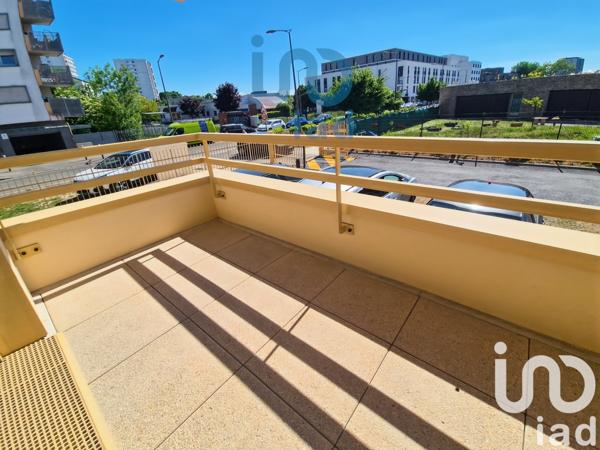 Appartement 3 pièces de 66 m² à Clichy-sous-Bois (93390)