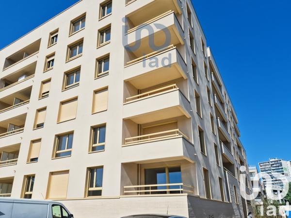 Appartement 3 pièces de 66 m² à Clichy-sous-Bois (93390)