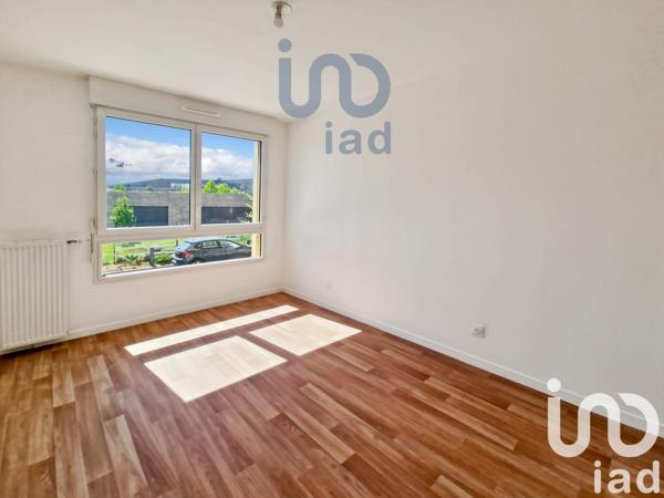 Appartement 3 pièces de 66 m² à Clichy-sous-Bois (93390)