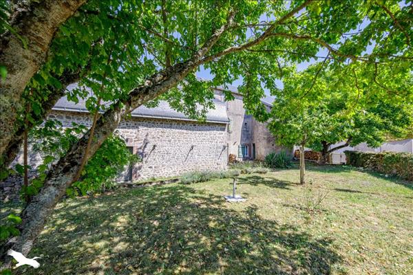 Immeuble à vendre |  Bénévent-l'Abbaye |  136 m²