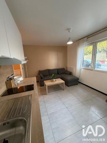 Location studio 23 m² Romainville