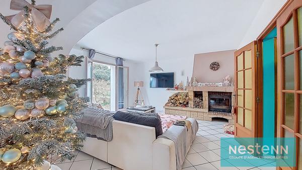 ISTRES, maison 6 pièces, 4 chambres, double salon/séjour, garage, cave, jardin, +3000m² de terrain