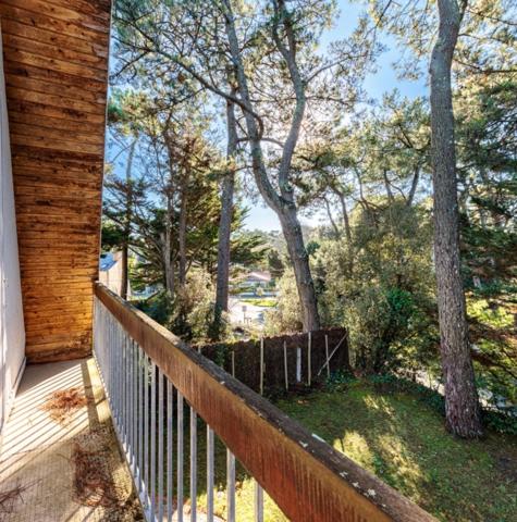 LA BAULE-MAISON 216 M² – TERRAIN 1 160 M² – JARDIN-CAVE-DEPENDANCE -GARAGE-À PROXIMITÉ DE LA PLAGE ET DES COMMERCES DE L'AV L'AJARRIGE