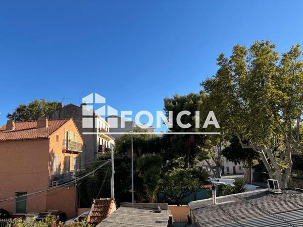 Location Studio 24.3 m² - 2 RUE SAINTE MARTHE Toulon 83000