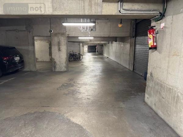 Garage - Parking à vendre à Neuilly-sur-Seine dans les Hauts-de-Seine (92200), ref : 92010-1330