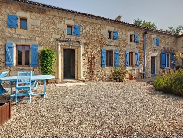 Maison de caractère en pierres apparentes