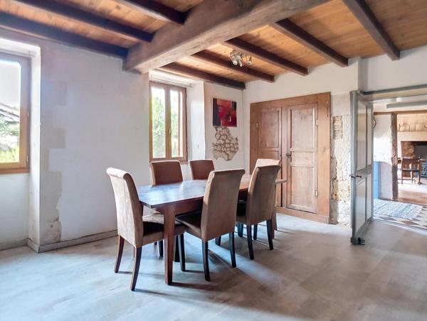Maison de caractère en pierres apparentes