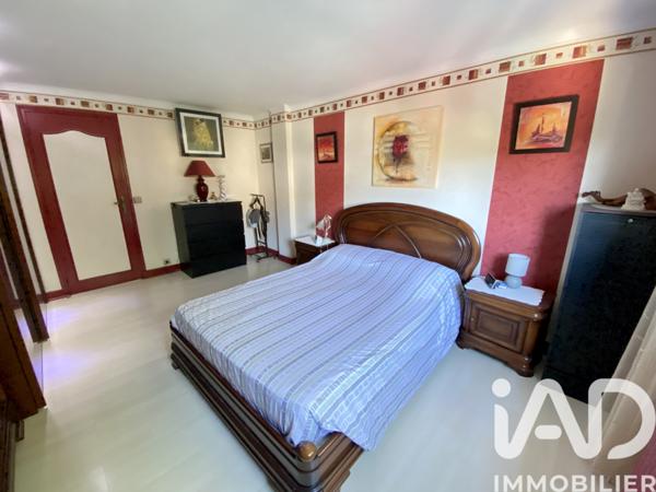 Maison à vendre 8 pièces 155 m² Viry-Châtillon