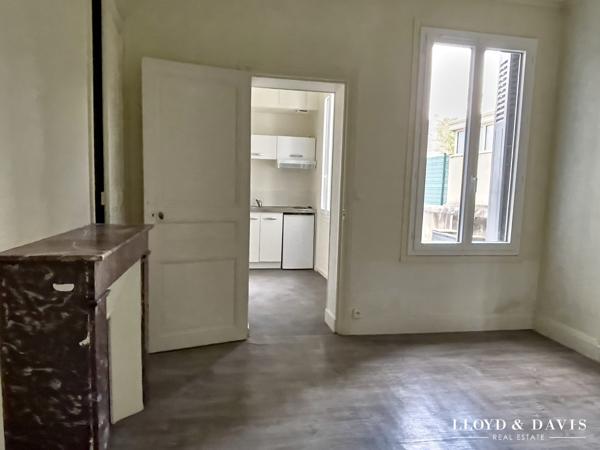 IMMEUBLE DE RAPPORT 129M2 TOURS GRAMMONT PLACE DE LA LIBERTE