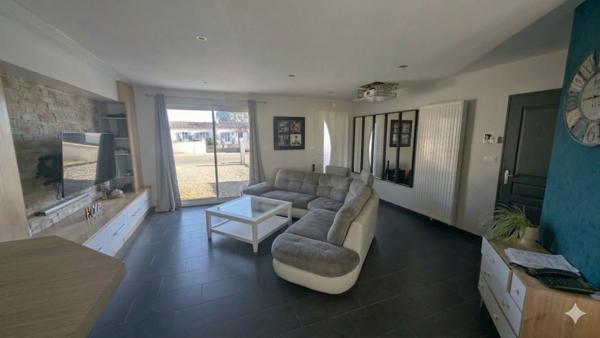 Maison  7 pièce(s)  4 chambre(s)  132 m²