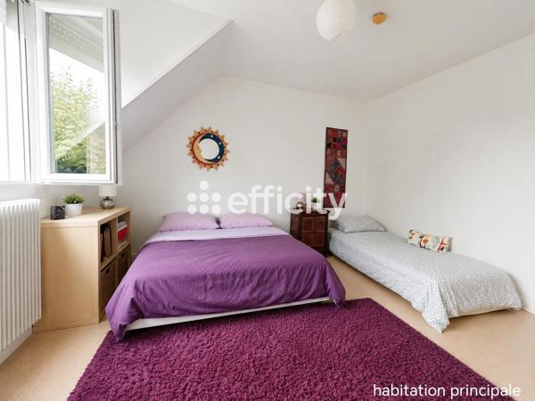 Maison
         14 pièces
        - 260 m² 530 000 € *