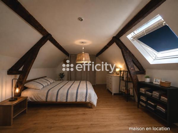 Maison
         14 pièces
        - 260 m² 530 000 € *
