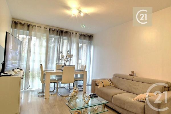 Appartement F2 à vendre  2 pièces - 42,38 m2 LIVRY GARGAN - 93