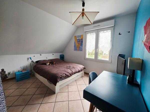 Maison individuelle de 7 pièces avec sous-sol et 860m² terrain