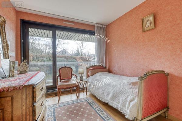 Appartement à vendre à Le Chesnay-Rocquencourt dans les Yvelines (78150), ref : 92076-62