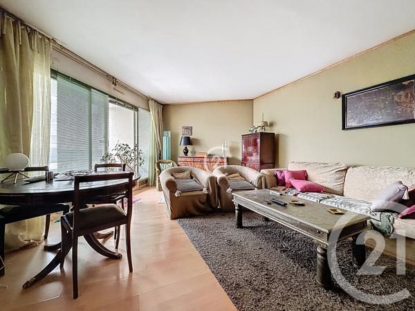 Appartement F3 à vendre  3 pièces - 77,40 m2 MONTREUIL - 93