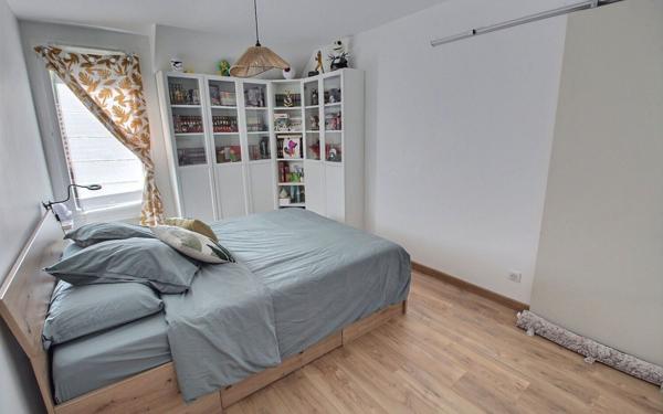 Maison à vendre    6 pièces •  Montigny-le-Bretonneux