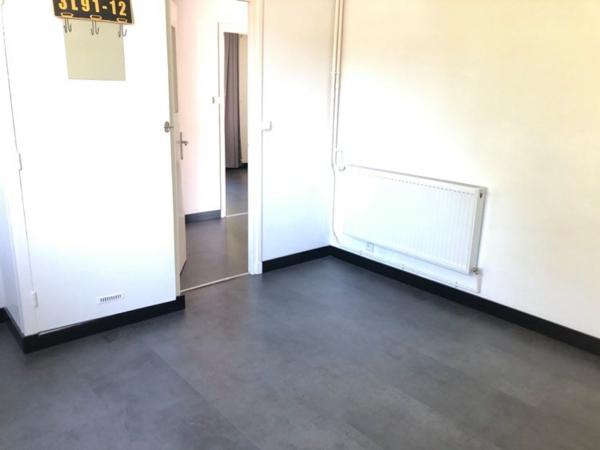 Appartement
                                                                                                                                                                                                                                                                                                                        4 pièce(s)                                                                                                                                                                                                          3 chambre(s)                                                                                                                                                                                                          106  m²