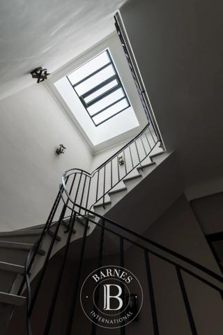 Perpignan, Maison 6 Chambres -  261 m² à vendre