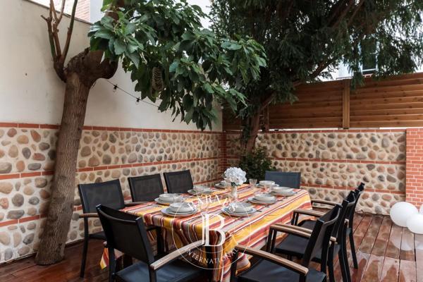 Perpignan, Maison 6 Chambres -  261 m² à vendre