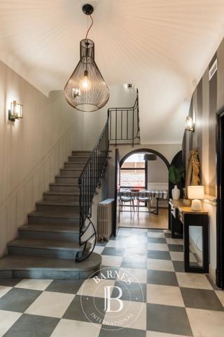 Perpignan, Maison 6 Chambres -  261 m² à vendre