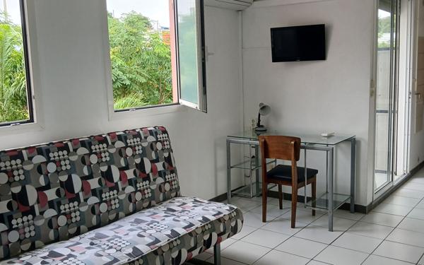 Appartement à vendre    1 pièce • 20 m2 Fort-de-France