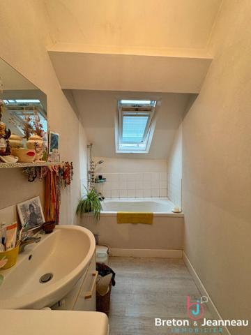 Appartement T2 centre-ville Laval