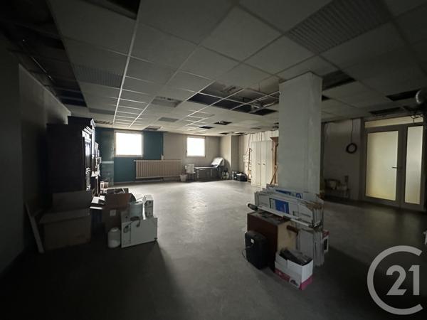 à vendre  215 m2 ST QUENTIN - 02