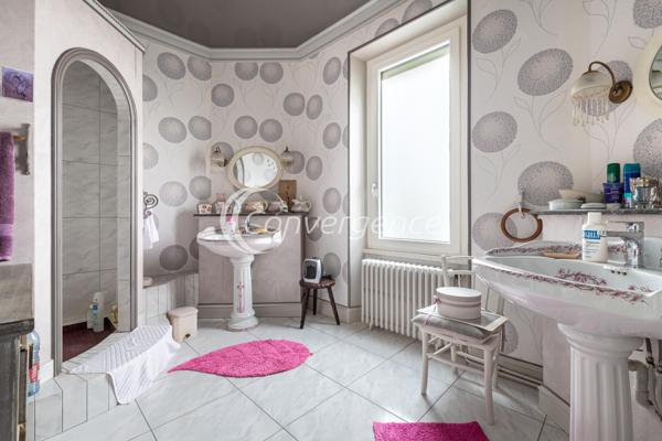 Maison
                                                                                                                                                                                                                                                                                                                        4 pièce(s)                                                                                                                                                                                                          3 chambre(s)                                                                                                                                                                                                          115  m²