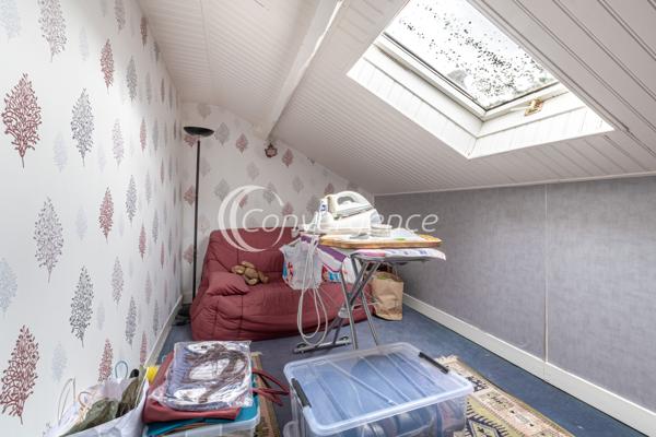 Maison
                                                                                                                                                                                                                                                                                                                        4 pièce(s)                                                                                                                                                                                                          3 chambre(s)                                                                                                                                                                                                          115  m²