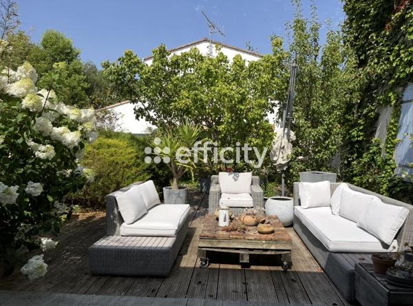 Maison 5 pièces - 165 m²