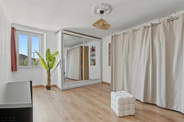 Maison familiale rénovée de 131 m² en plein centre de Morières-lès-Avignon