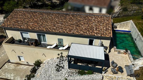Caumont-sur-Durance (84510) VILLA CONTEMPORAIRE - VUE ALPILLES - PISCINE - QUARTIER RESIDENTIEL