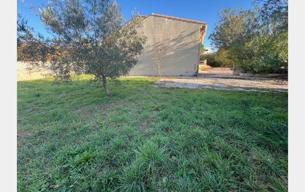 Vente Maison avec agréable parcelle à rafraîchir Marseillan   