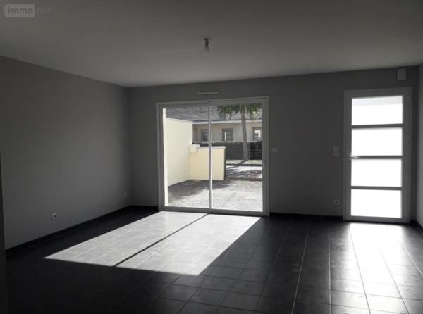 Maison à louer à Brain-sur-Allonnes dans le Maine-et-Loire (49650), ref : 49076-L11