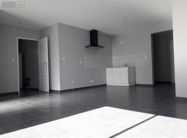 Maison à louer à Brain-sur-Allonnes dans le Maine-et-Loire (49650), ref : 49076-L11