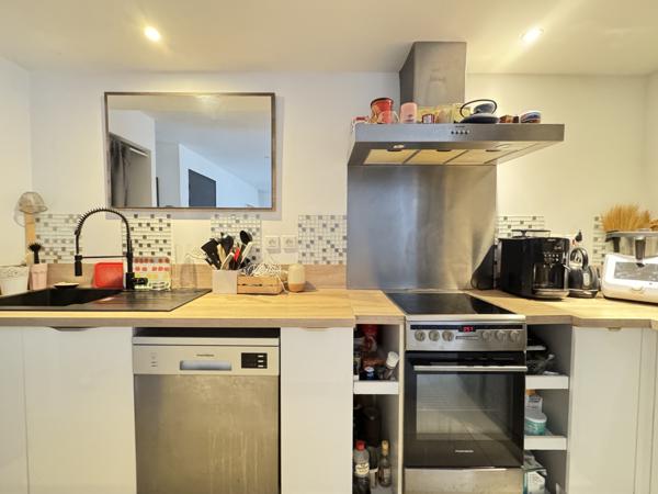 Marseille (13007) VENTE APPARTEMENT TYPE 3 89,75 M2 CARREZ TERRASSE 16,5 M2 SAMATAN 13007 MARSEILLE