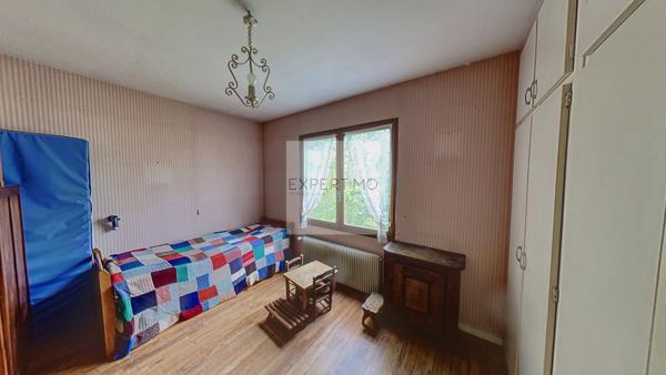 Reyrieux (01600) Maison 139.87m² 3 chambres 2 salon terrain 2069m² boisé