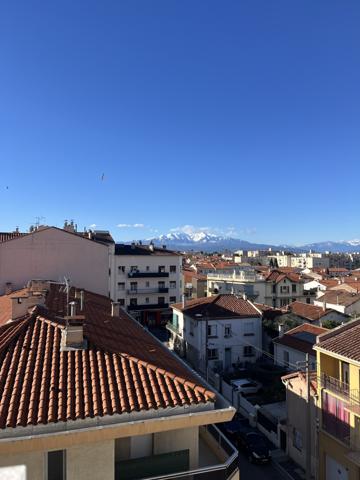 Perpignan (66000) Magnifique loft en très bon état climatisé
