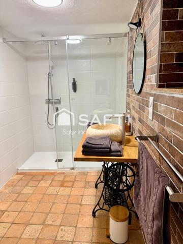 Une Tour d'exception, une propriété d'exception, un parc arboré