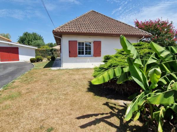 Maison T4 de plain-pied avec jardin, garage et stationnements à Pau